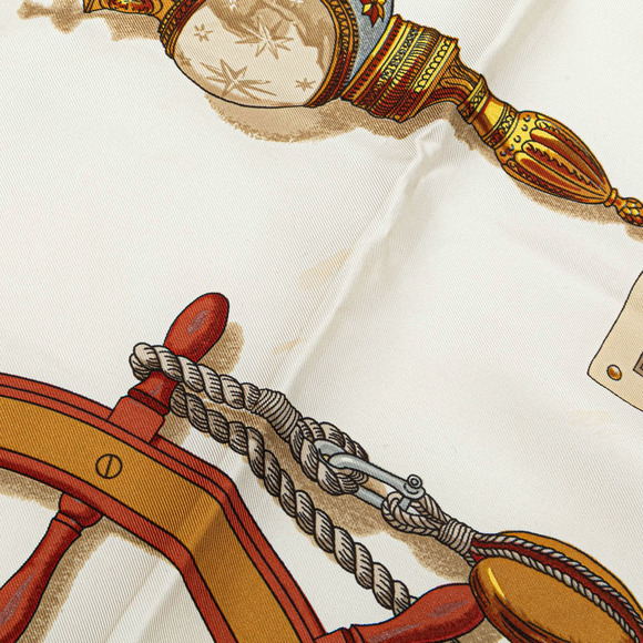 Pre-Loved Hermès Musee Silk Scarf - Picture 6 of 6